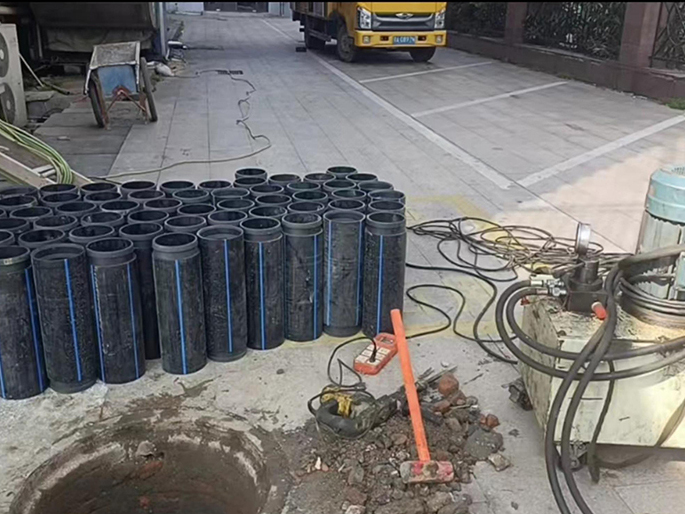 福鼎PE置换管厂家 DN315置换管 非开挖管短管置换